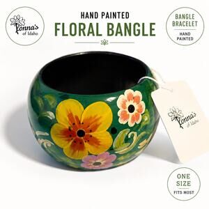Fantasia Hand Painted Floral Bangle Bracelet Green Wood NWT Idaho